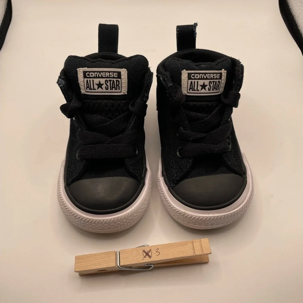 Converse Kids Black canvas hi Sneakers size 4C